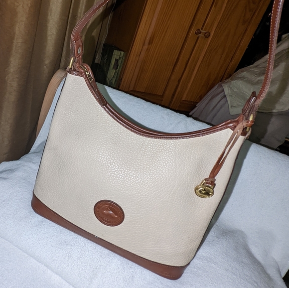 Vintage Dooney and Bourke all weather cream and brown leather trim shoul… - Picture 3 of 15